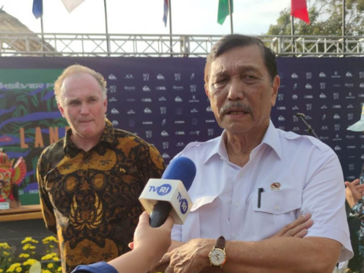 Luhut: World Surf League Ajang Promosi bagi Indonesia
