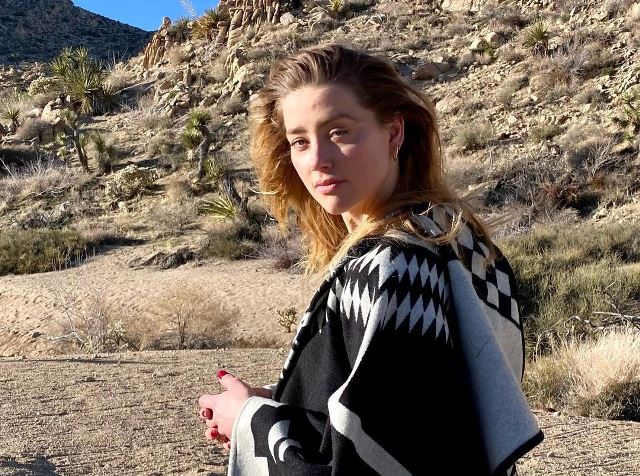 Evaluasi Psikolog: Amber Heard Alami Dua Gangguan Kepribadian
