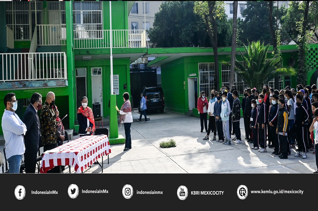 Peresmian perpustakaan di Sekolah Indonesia di Tacuba, Meksiko, 6 Juni 2022. (Kemenlu RI)