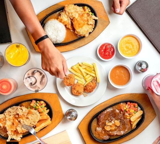 Waroeng Steak & Shake sudah kantongi sertifikasi Halal MUI sampai 2026. (Foto: Dok. Istimewa)