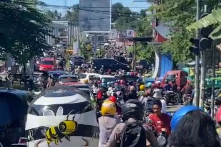 Bupati Mamuju Minta Warga Hindari Gedung Tinggi dan Retak