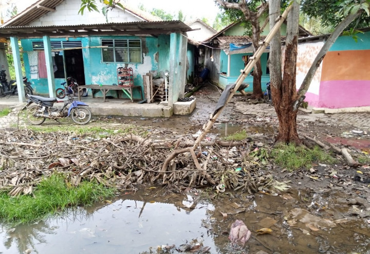 Banjir Luapan Kali Cisadane di Kabupaten Tangerang Mulai Surut
