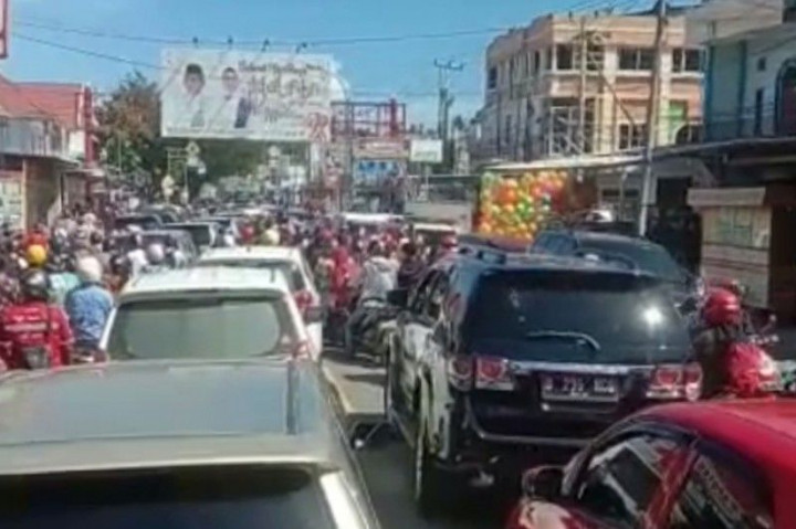 BNPB Imbau Warga Mamuju Tak Perlu Mengungsi ke Dataran Tinggi