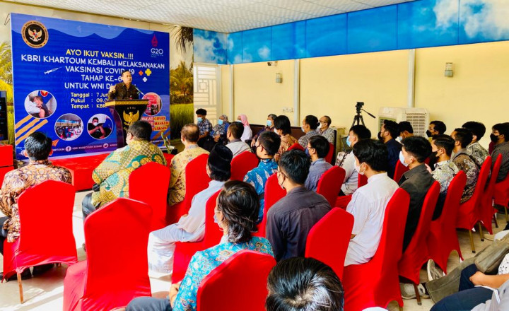 Indonesian Embassy Holds COVID-19 Vaccination for Indonesians in Sudan