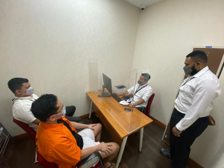 Diisukan Bebas, Indra Kenz: Saya Masih Ditahan