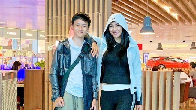 Kalina Oktarani Sebut Rencana Azka Corbuzier Mualaf Hoax