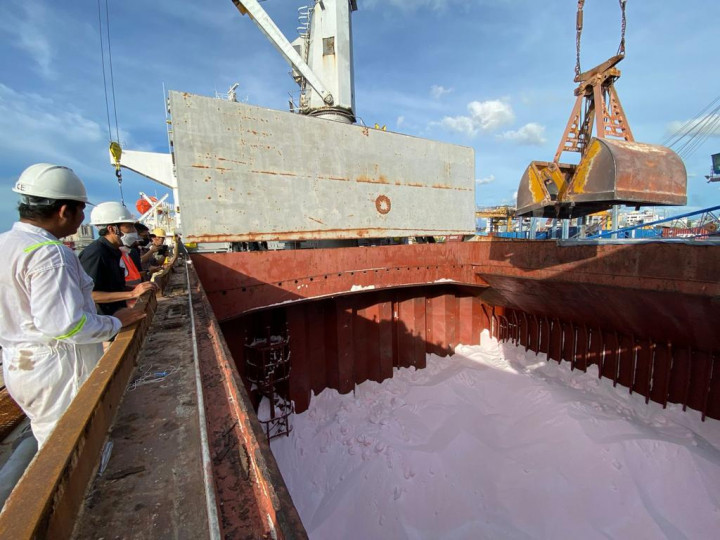 Pupuk Indonesia Realisasikan Produksi Pupuk 3,92 Juta Ton hingga April 2022