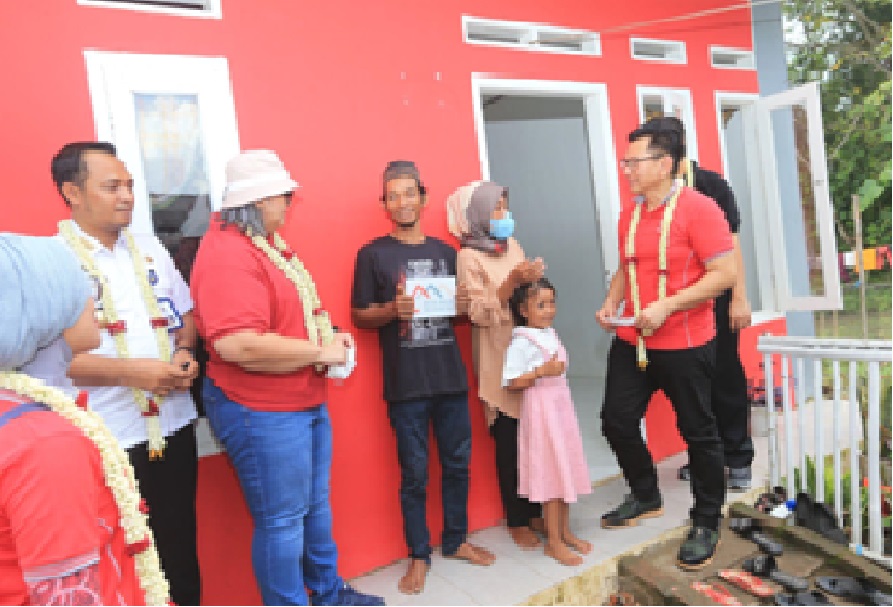 Prudential Indonesia bekerja sama dengan Habitat for Humanity Indonesia menyelesaikan tahap pertama Program Desa Maju Prudential. (Foto: Prudential Indonesia)