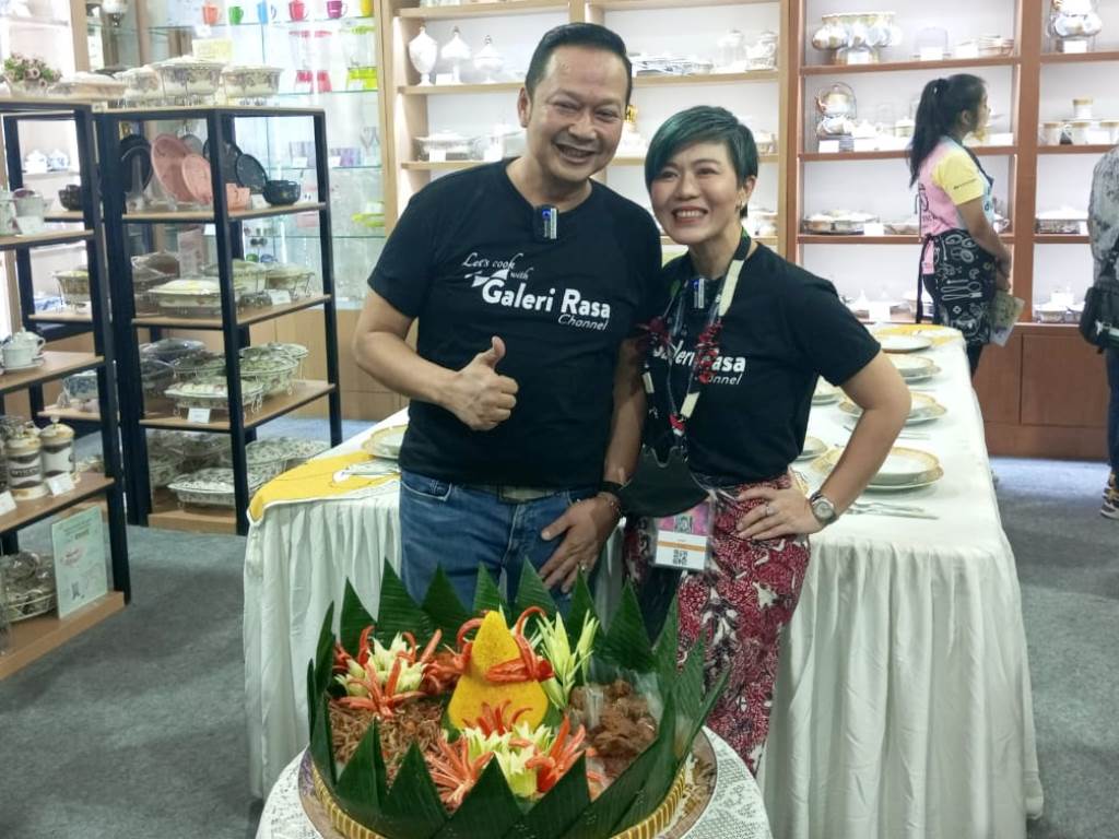 Bersama General Manager Vicenza Hanny, sejak dua tahun terakhir Chef Rudy Choirudin mengembangkan kanal YouTube Galeri Rasa Channel (Foto:Medcom.id/M Rodhi Aulia)