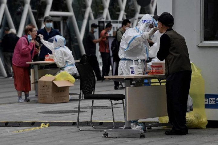 Beijing Memulai Tes Massal Covid-19 Terkait Klaster Bar 24 Jam