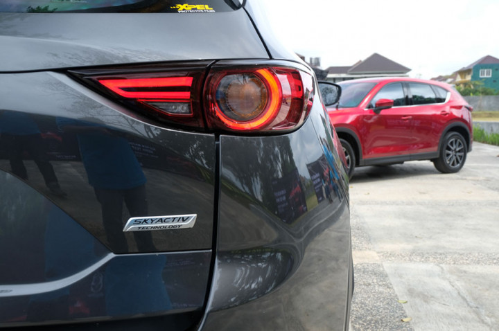 Sejarah Terciptanya Lampu Sein, Mulai dari Mekanis Tangan