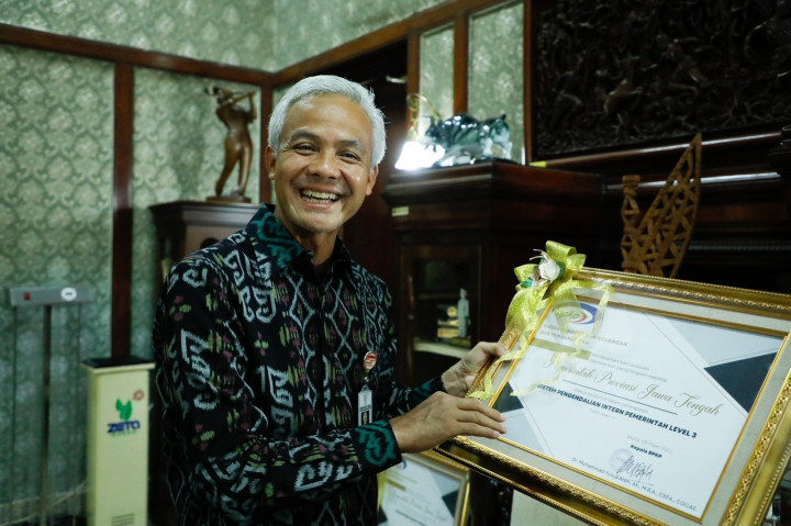 Ganjar Bawa Jateng Raih 2 Penghargaan dari BPKP