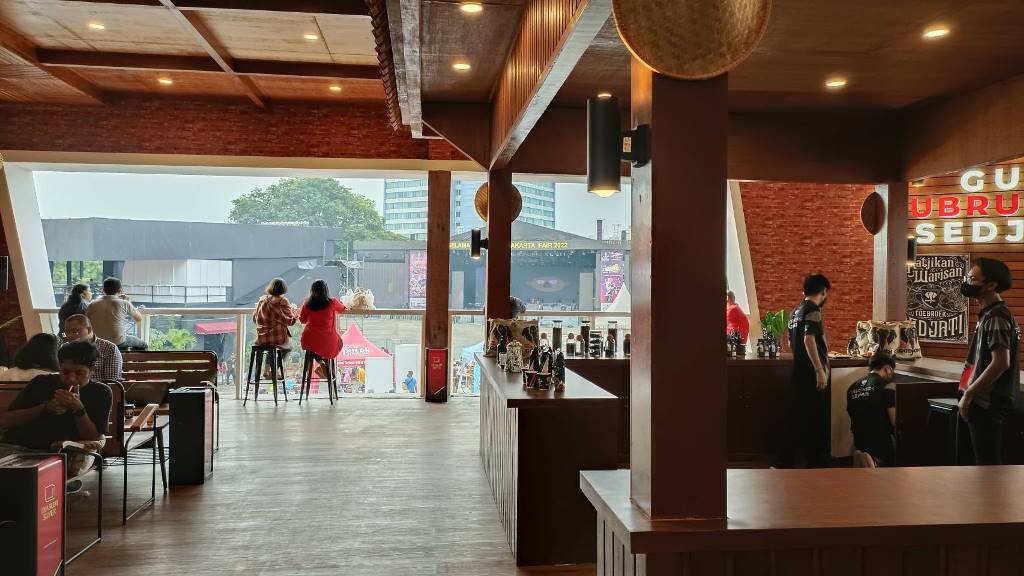 Salah satu stan yang menyajikan hidangan kopi di Jakarta Fair (Dok. JIEXPO)