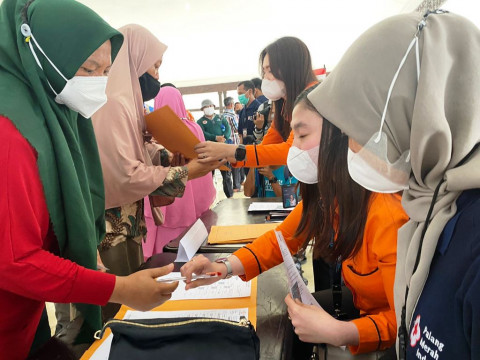Pos Indonesia Ditunjuk PMI Salurkan Bantuan Non Tunai untuk Korban Guguran Awan Panas Semeru