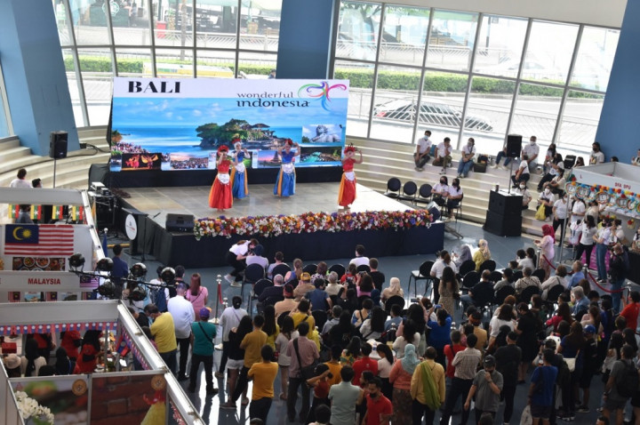 Kuliner dan Tarian Indonesia Meriahkan International Mini Bazaar di Filipina