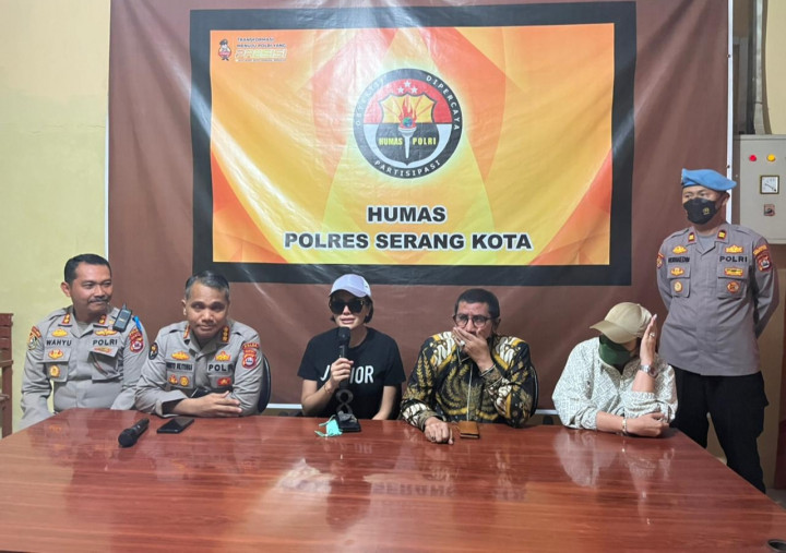 Akhirnya, Nikita Mirzani Penuhi Panggilan Polresta Serang Kota
