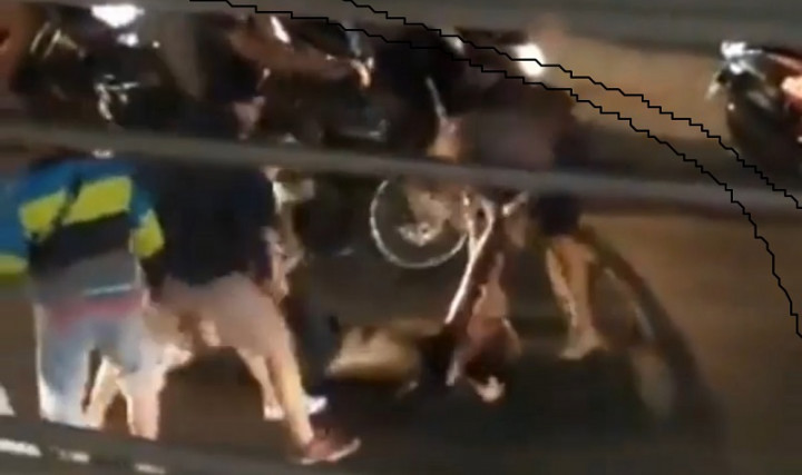 Sekelompok Remaja Terlibat Pengeroyokan di Jalan Raya, Viral di Media Sosial