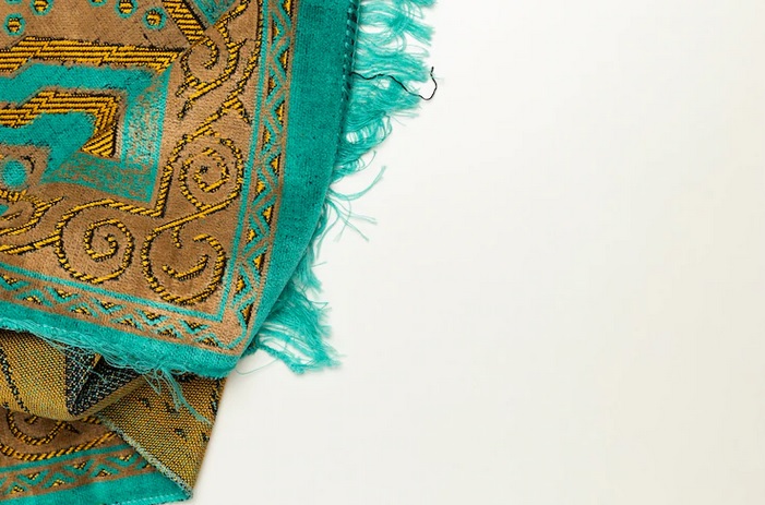 Cara Mencuci Sajadah Anti Luntur dan Berserat