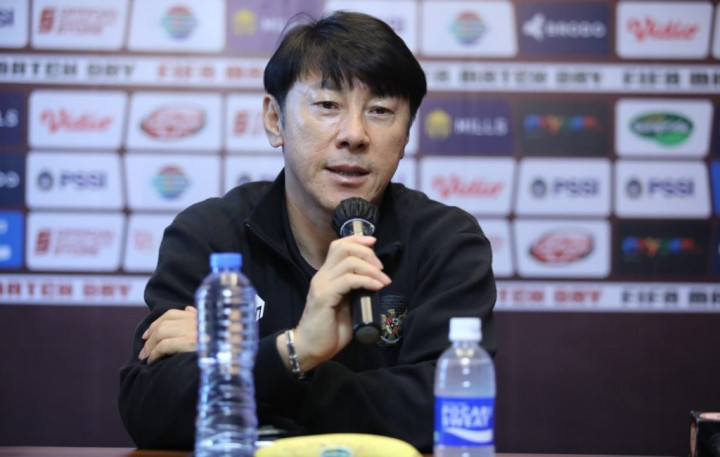 Ini Alasan Shin Tae-yong Kekeh Latih Timnas Indonesia U-20 dan Senior