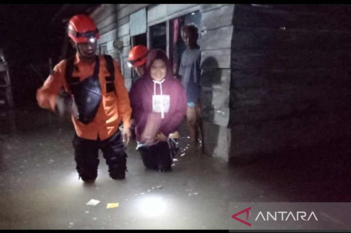 BPBD Imbau Warga Waspadai Banjir Air Pasang