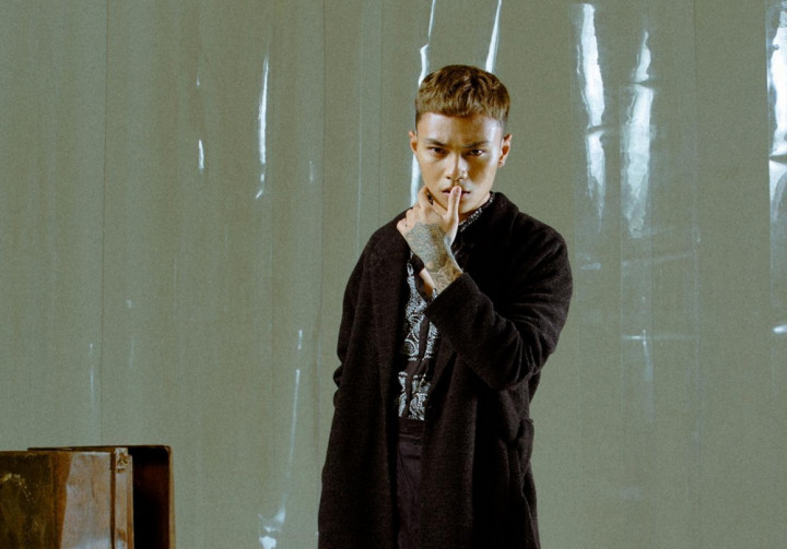 Mahen Gambarkan Ketegaran Cinta di Lagu 'Terbiasa Sendiri'