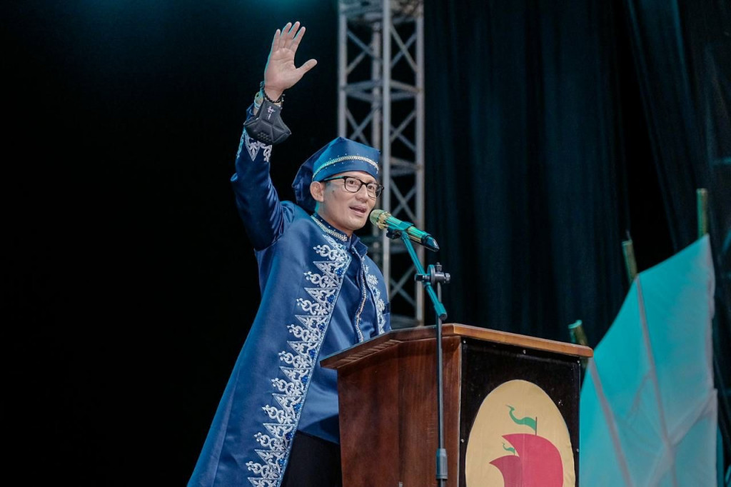 Menparekraf Sandiaga Uno di Festival Teluk Jailolo (FTJ) 2022 (Foto: Kemenparekraf)