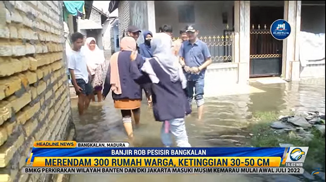 Banjir Rob Pesisir Bangkalan Rendam 300 Rumah Warga