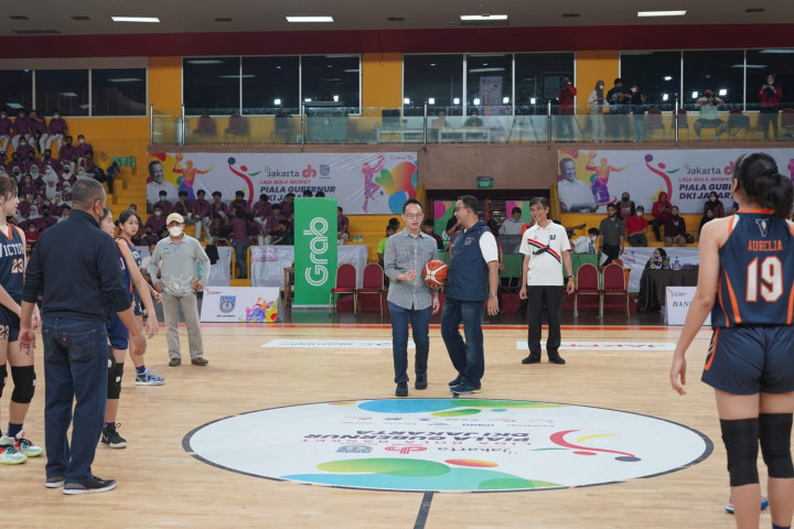 Liga Basket Piala Gubernur DKI Jakarta 2022 Berakhir Sukses dan Megah, Anies Angkat Jempol