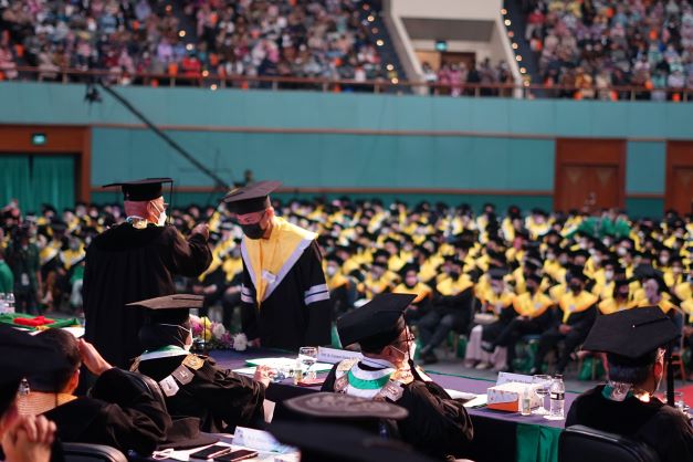 Unas Desain Ulang Kurikulum Menggunakan MBKM Berbasis KKNI