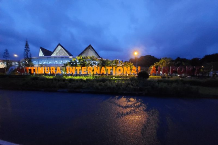 Cuaca Buruk, 5 Penerbangan Menuju Ambon Dibatalkan