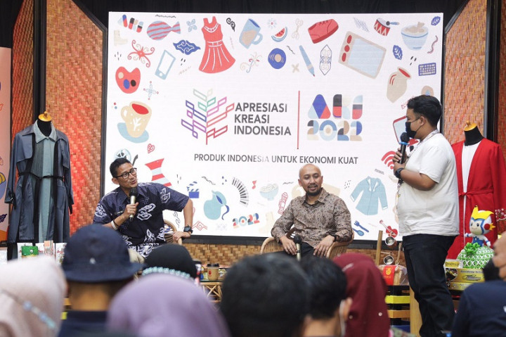 Menparekraf Bantu Pemasaran Digital Produk UMKM di Cirebon