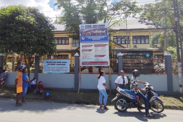 Banyak Peminat, 2 Sekolah Favorit di Manokwari Gelar PPDB Online