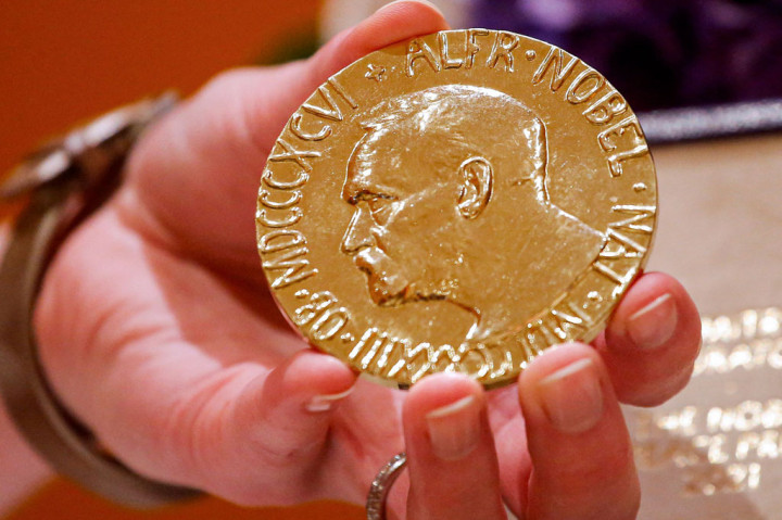 Top! Peraih Nobel asal Rusia Lelang Medali untuk Bantu Anak-anak Ukraina