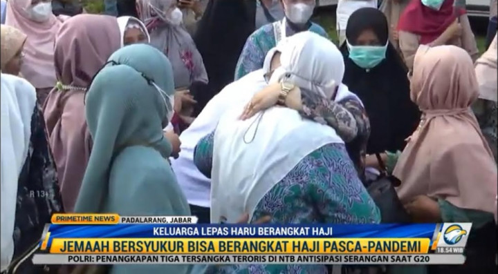 Haru Calon Haji Berangkat ke Tanah Suci