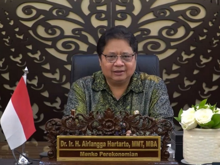 Ekonom: Pujian Jokowi pada Airlangga soal Kartu Prakerja Cukup Beralasan