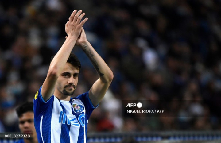 Arsenal Datangkan Gelandang Porto