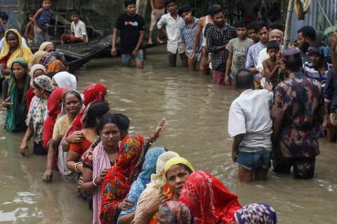 Setidaknya 131 Tewas Akibat Banjir di Bangladesh dan India