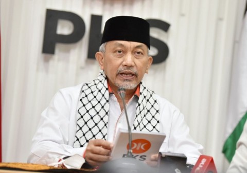 Presiden PKS Sambangi NasDem Tower