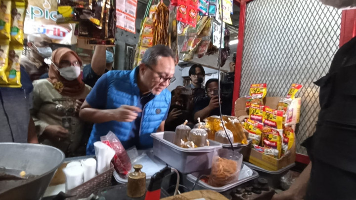 Mendag Pastikan Pembelian Minyak Goreng Curah Tak Dibatasi