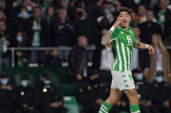 Hector Bellerin jadi Rebutan Atletico Madrid dan Real Betis