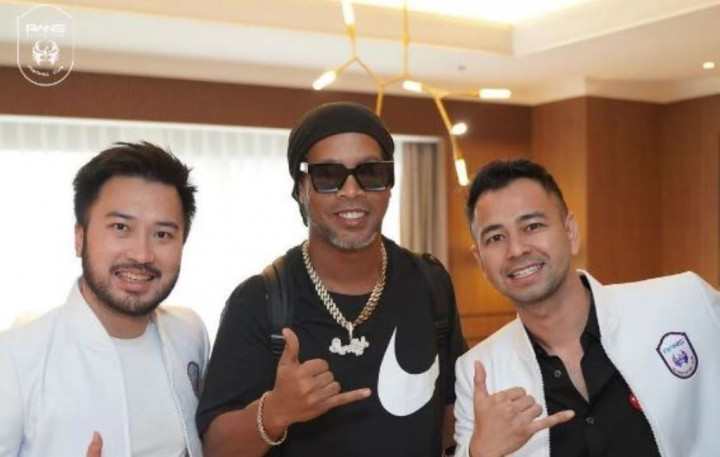 Ini Janji Ronaldinho Usai Gabung RANS Nusantara FC