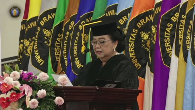 Menteri LHK Resmi Jadi Profesor Kehormatan Pertama di Fakultas Pertanian UB