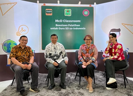 Sejumlah pembicara dalam acara virtual Press Conference McD Classroom 2022, Jumat (24/6). (Foto: Dok. Istimewa)