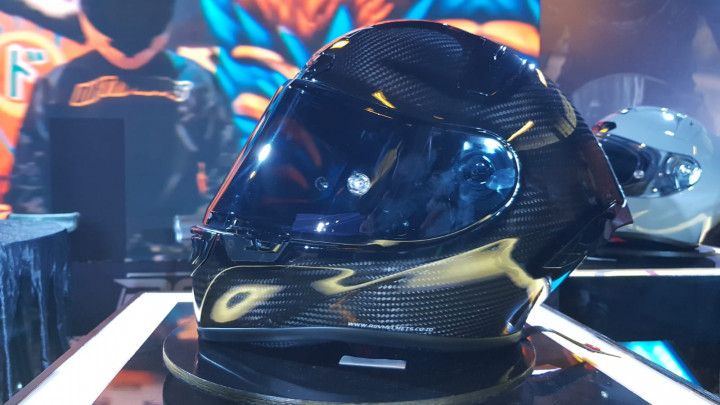 RSV FFC21 Dipasarkan, Helm Karbon Buatan Lokal