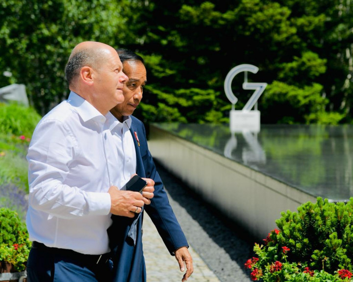 Jokowi Bahas Penguatan Kerja Sama Ekonomi dengan Kanselir Jerman