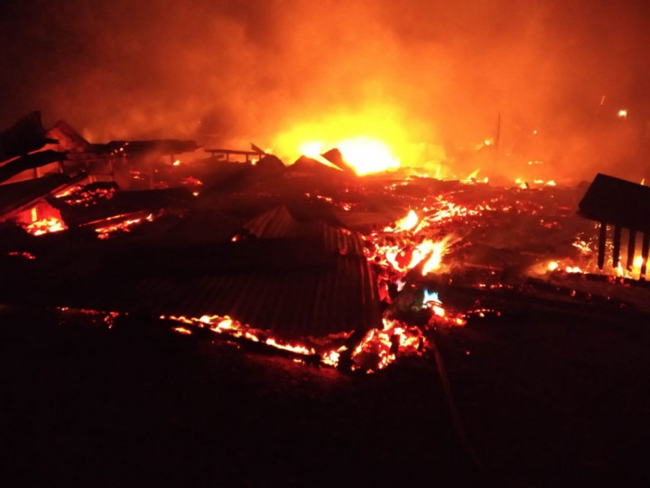 Adik Diperkosa Ayah, Kakak Murka Bakar Rumah