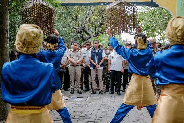 Untuk wisata bahari, Menparekraf rekomendasikan untuk berwisata di Pulau Kelapa. (Foto: Dok. Birkom Kemeparekraf)