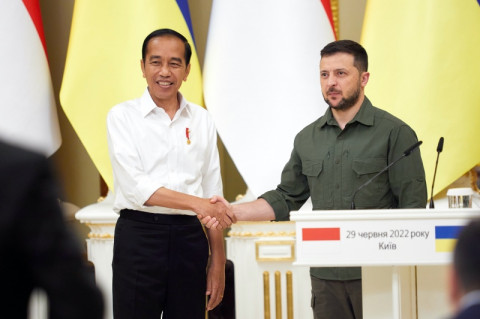 Terima Kasih Zelensky Atas Kedatangan Jokowi ke Ukraina