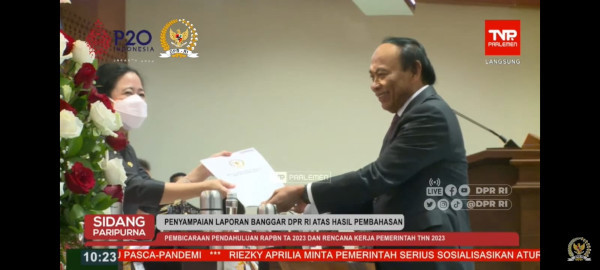 Wakil Ketua Badan Anggaran (Banggar) Muhidin Mohamad Said (kanan). Medcom.id/Anggi