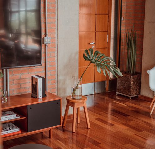 5 Tips Merawat Lantai Kayu